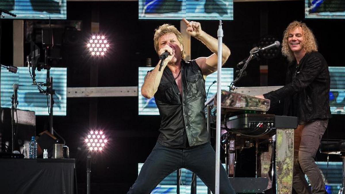 Jon Bon Jovi podczas koncertu w Trójmieście