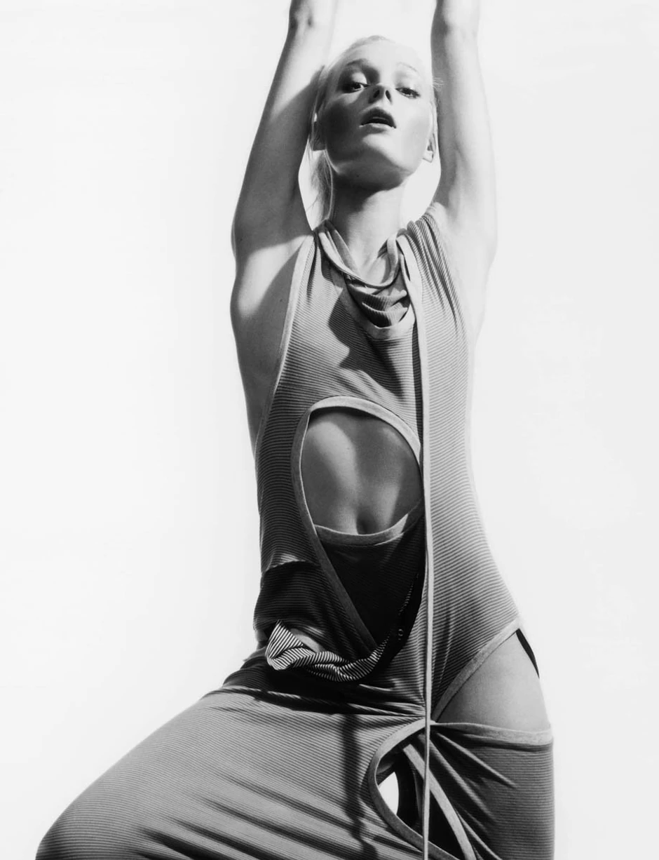 Husein Šalajan, proleće/leto 2003, Dazed and Confused mart 2003. Photograph by Eric Nehr