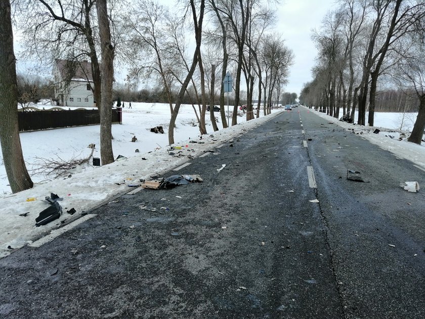 Tragiczny wypadek pod Wyszkowem. Nie żyje 35-letni kierowca