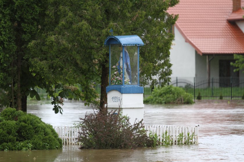 Dramatyczna sytuacja powodziowa na południu Polski