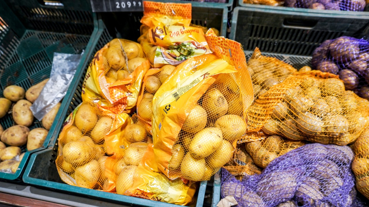 Ceny ziemniaków w Rosji rosną najszybciej od lat. Naukowcy mają rozwiązanie — odkryli metodę na ich domową uprawę