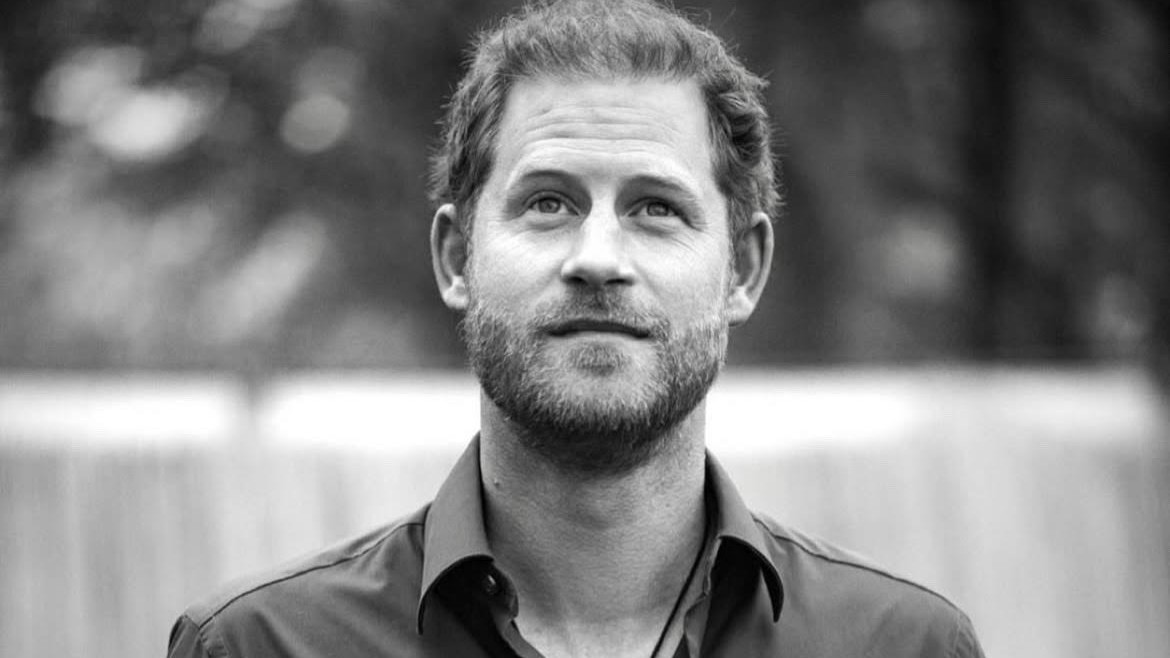 Skrytý smútok princa Harryho?