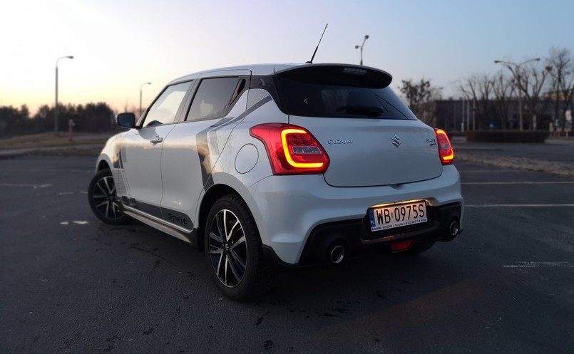 Suzuki Swift Sport. Polski oddział Suzuki na trzy miesiące przed końcem 2019 roku wykręcił nowy rekord