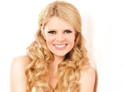 Modne fryzury ślubne 2015 - rodem ze stolicy miłości!