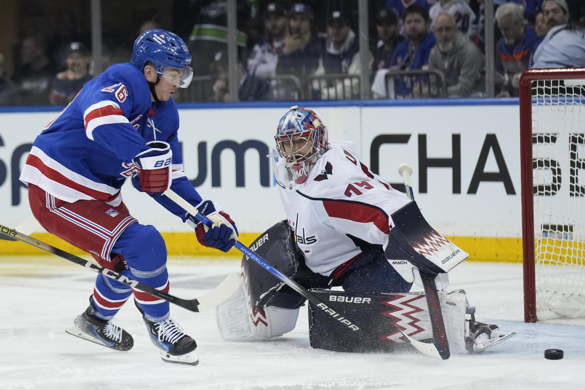 Zápas play-off NHL: New York Rangers - Washington Capitals.