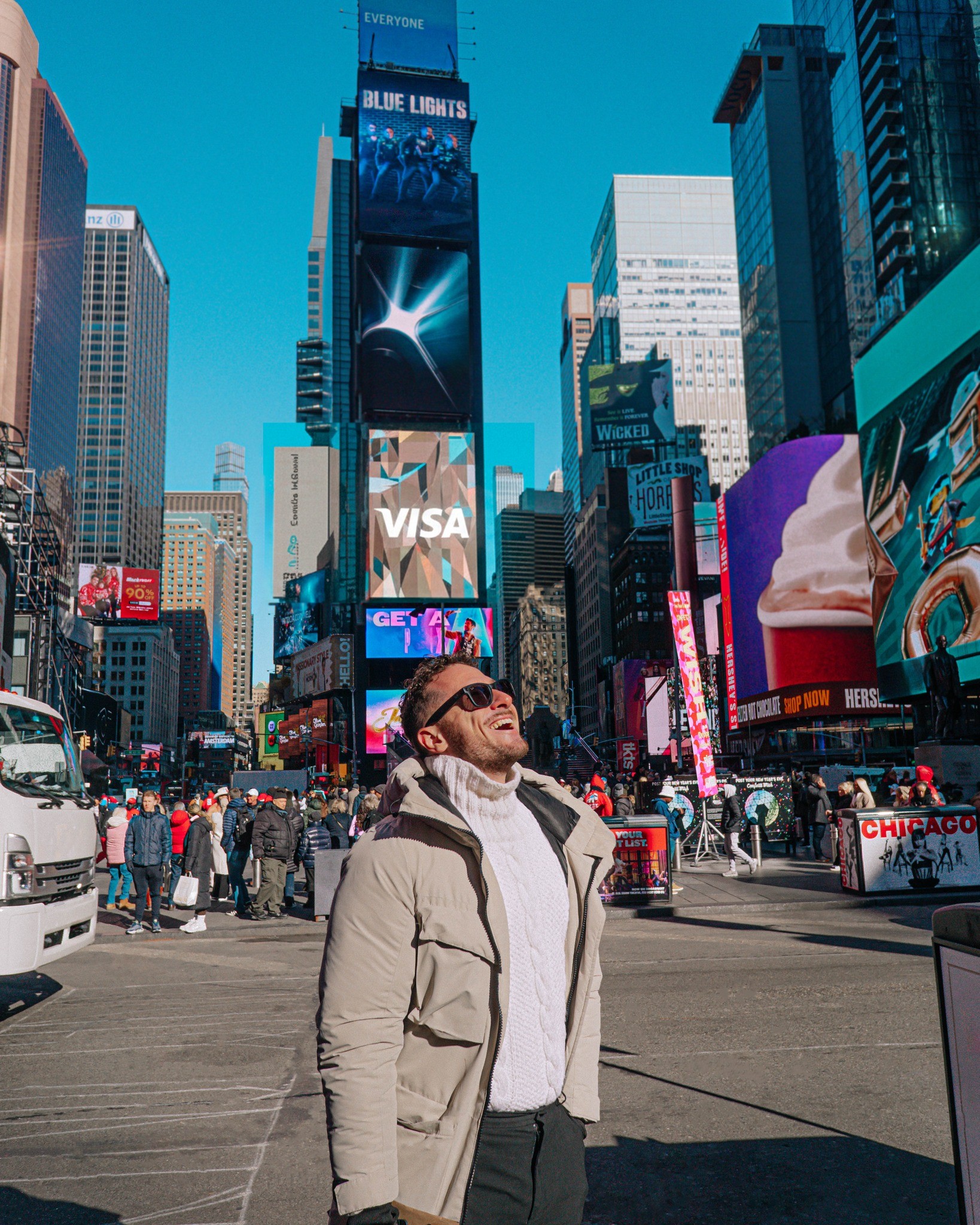 Influencer Milan Bez Mapy si na vlastné oči pozrel vianočné trhy v New Yorku.