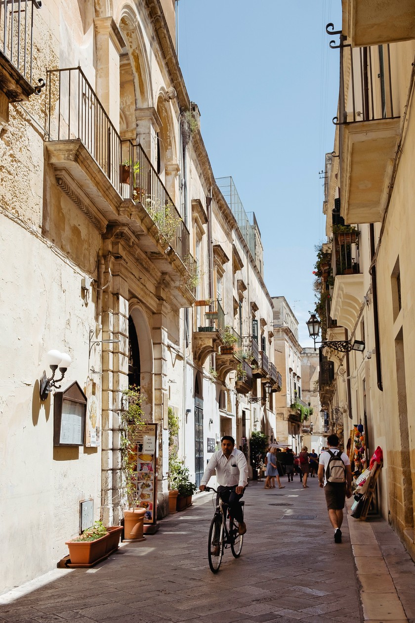 ZENTRUM In den schmalen Gassen der Altstadt tummelt sich Jung und Alt 