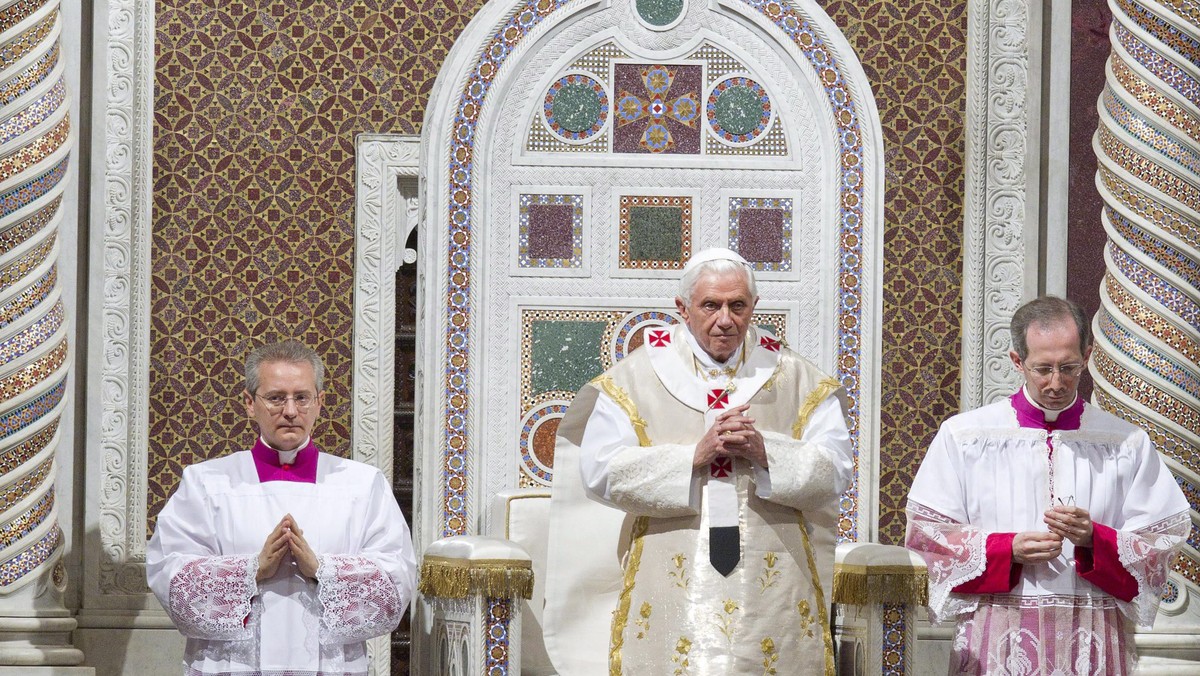 Papież Benedykt XVI mianował we wtorek dotychczasowego patriarchę Wenecji, kardynała Angelo Scolę, arcybiskupem Mediolanu, najludniejszej archidiecezji w Europie.