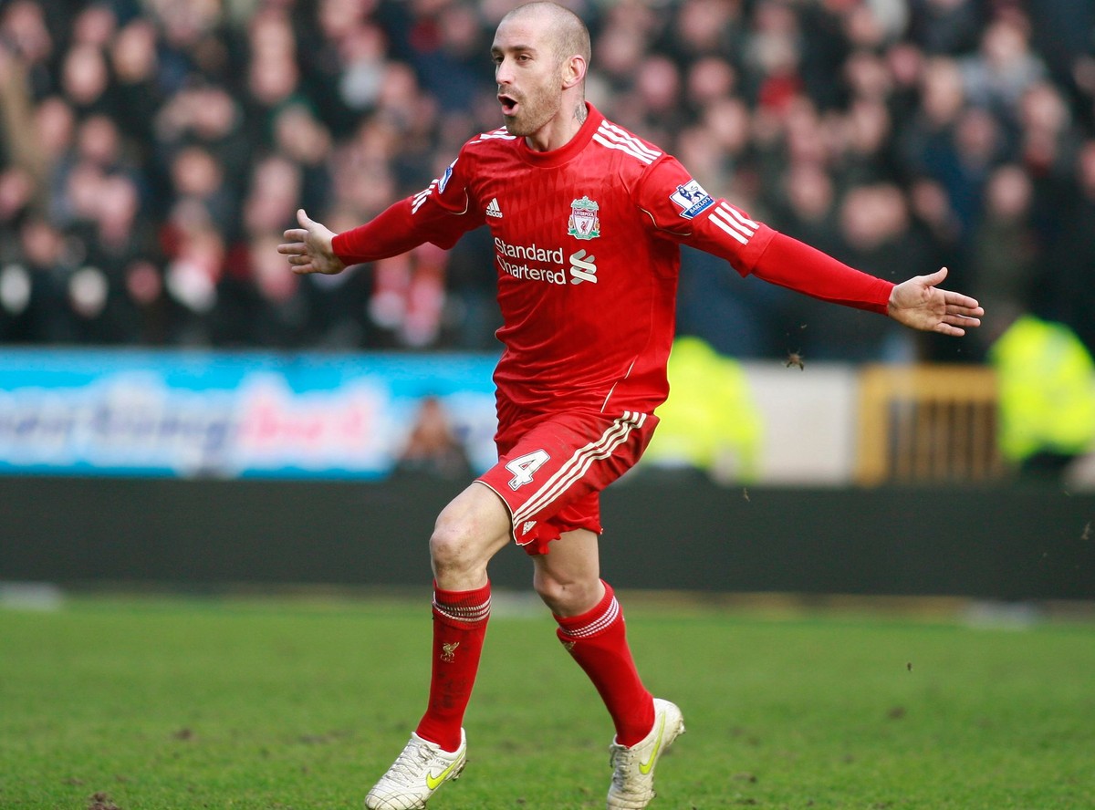 Meireles przeniósł się z Liverpoolu do Chelsea