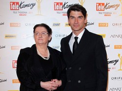 Telewizja publiczna przygarnęła swoją starą gwiazdę