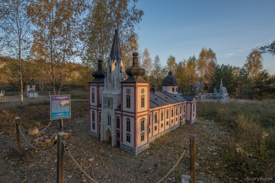 Opuszczony Park Miniatur Sakralnych w Częstochowie. Październik 2021