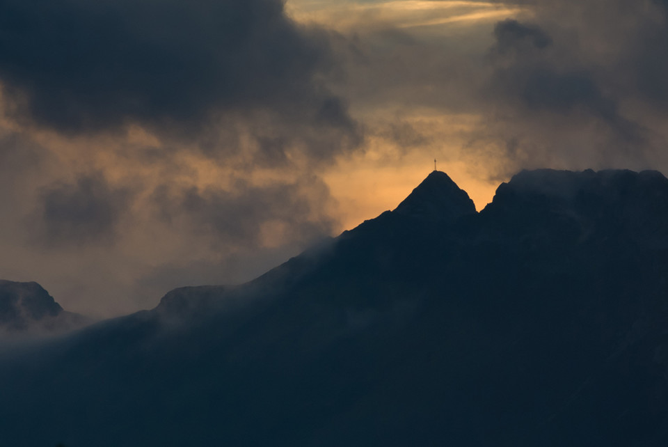 Giewont o zmierzchu - Katarzyna Warańska (Tatry, Polska)