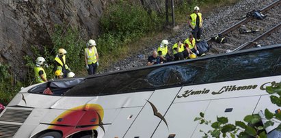 Autokar spadł z wiaduktu. Cztery osoby nie żyją