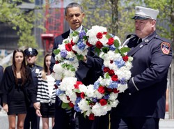 Obama w Strefie Zero witany jak bohater