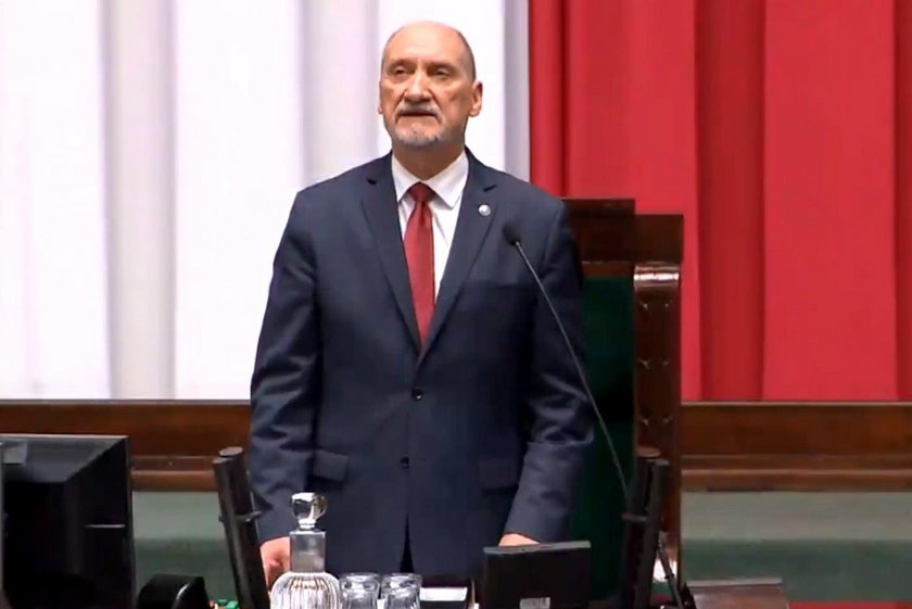 Pierwsze posiedzenie Sejmu. Przemówienie Antoniego Macierewicza