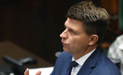 Nowoczesna chce ukarania posła Kukiz'15 za obrazę Ryszarda Petru