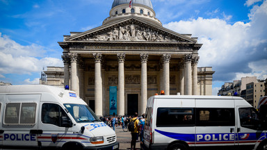 Francja: kilkuset imigrantów okupowało Panteon, domagając się legalizacji ich pobytu