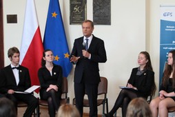 donald tusk, premier