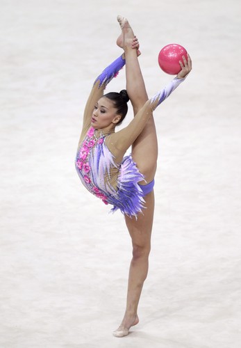 Piękne gimnastyczki rywalizują o mistrzostwo Europy