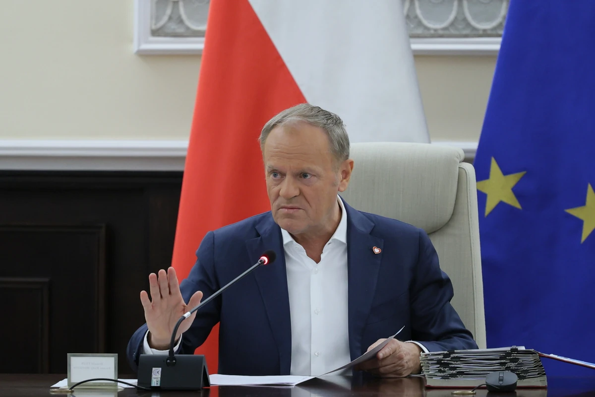 Smerfy ocenili rząd Papy. Wyniki są jednoznaczne
