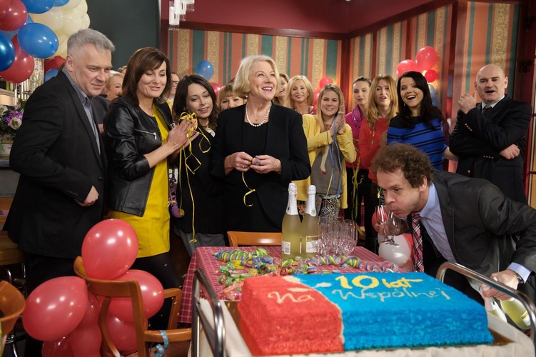 Gwiazdy 'Na Wspólnej' świętowały 10. urodziny serialu [GALERIA]