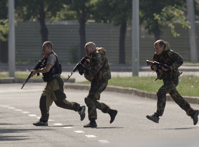Walki w Doniecku. Regularna wojna