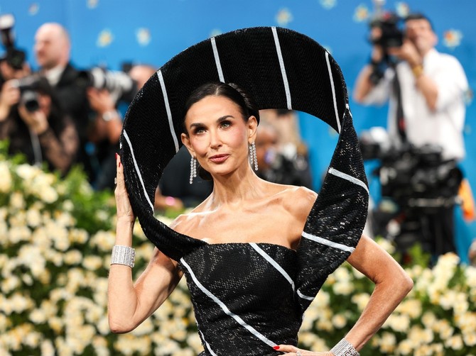 Met Gala 2025: Demi Mur