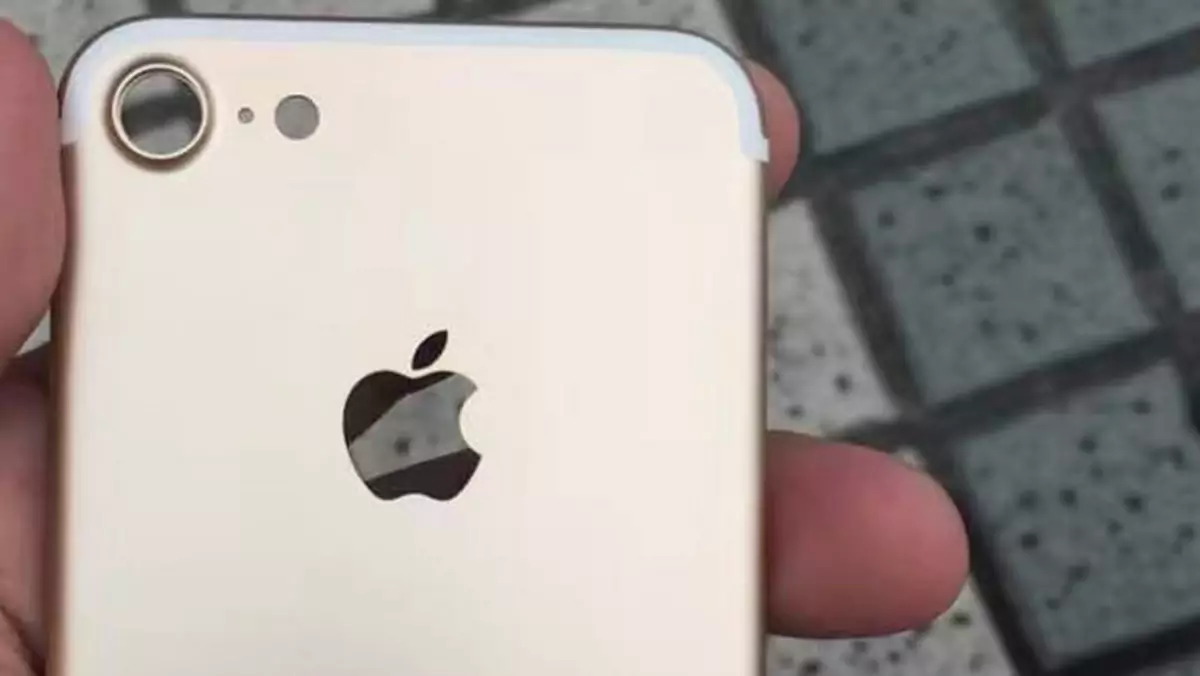 iPhone 7 w dwóch kolorach obudowy na krótkim filmie (wideo)