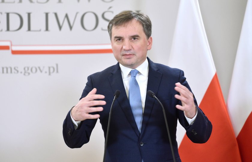 Minister sprawiedliwości Zbigniew Ziobro pozbył się kredytów