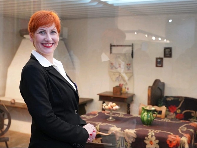 Dr Bojana Jedoksić