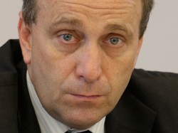 Schetyna: Mamy 65 milionów na powódź