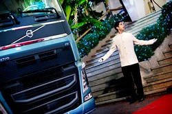 Pierwszy dyżur i wpadka w oku ukrytej kamery! Zobacz nową reklamówkę Volvo