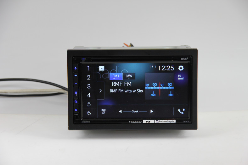 Test Pioneer AVH-Z5200DAB