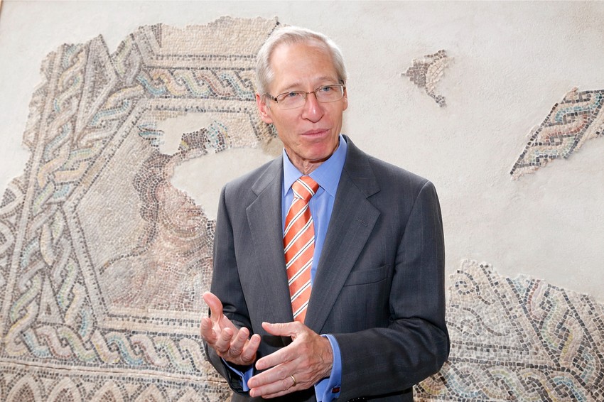 Majkl Kirbi: Sarađivaću sa Gašićem sve dok on bude ministar odbrane