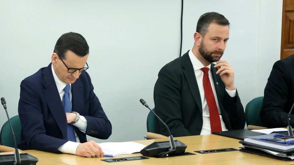 Premier Mateusz Morawiecki i szef PSL Władysław Kosiniak-Kamysz na posiedzeniu Parlamentarnego Zespołu ds. Energii Odnawialnej