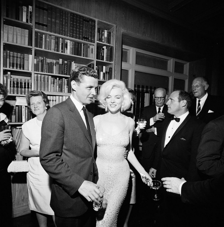 Marilyn Monroe w słynnej "naked dress"
