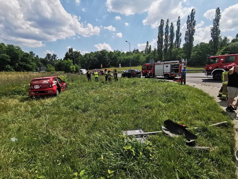 Sprawca wypadku na skrzyżowaniu ul. Radwańskich i Reja trafił do szpitala