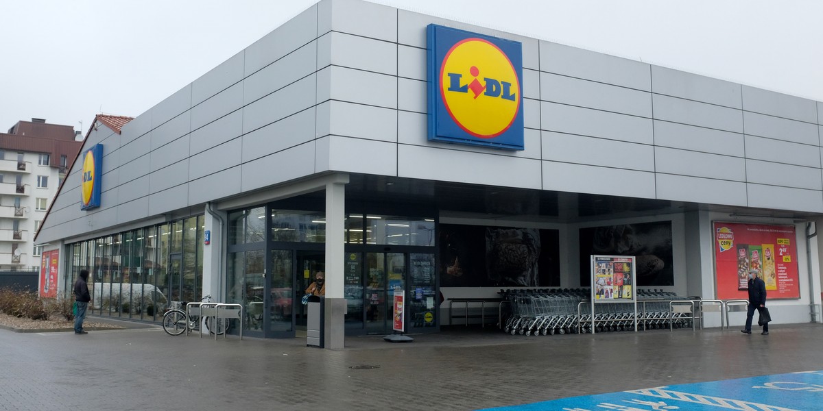 Lidl z promocjami na warzyw i owoce nawet 50 procent taniej.