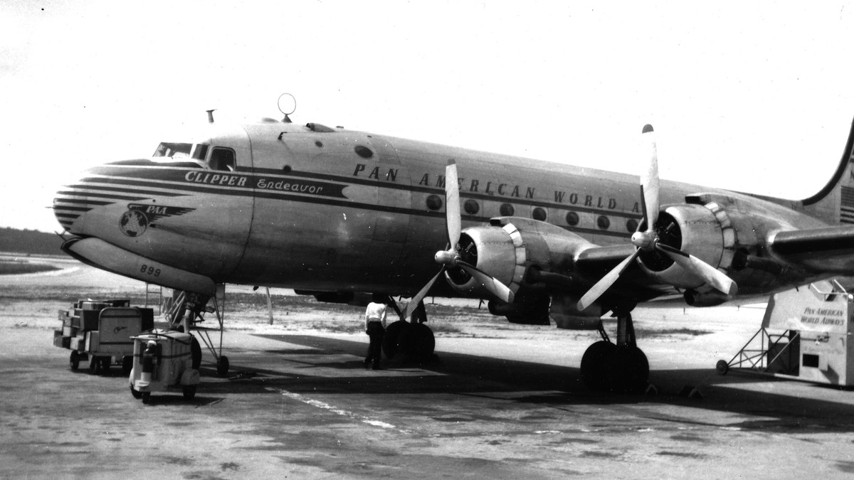 Avion Kliper endejvor (Clipper Endeavor) potonuo je samo nekoliko minuta pošto je udario u vodu, poginulo je 52 od ukupno 69 putnika i članova posade | Foto: Pan Am Historical Foundation