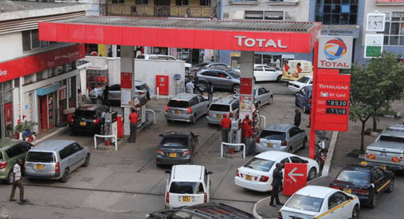 Motorists queueing to fuel at a petrol station in Nairobi.