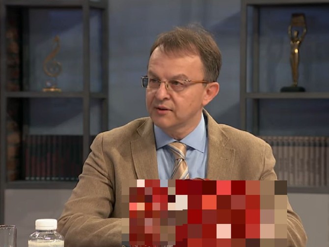 Prof. dr dr Vladislav Vukomanović