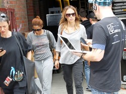 Kuba ostro o Mai: Wszechstronna ignorantka