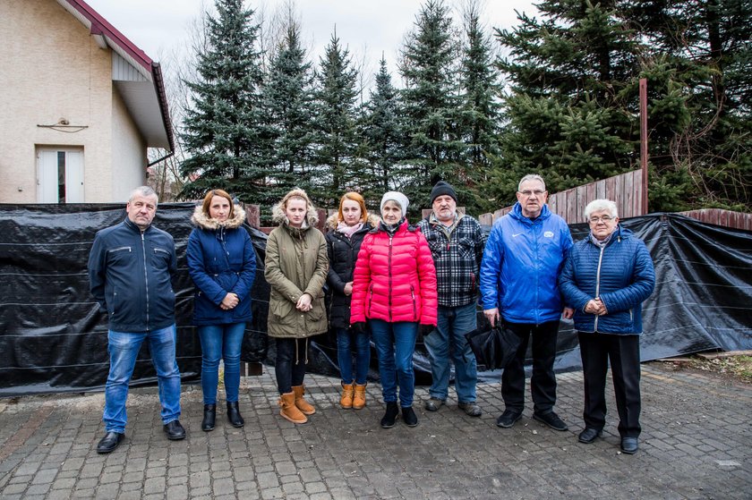 Mieszkańcy Królówki boją się o swoje zdrowie. "Ktoś podrzucił nam truciznę"