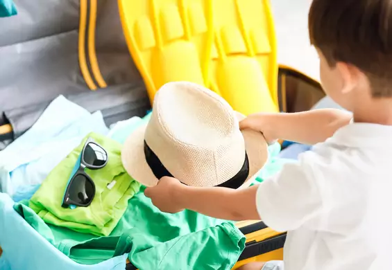 Jak spakować dziecko na wakacje w godzinę i zmieścić się w jednej walizce?