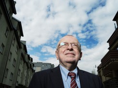 Lewicki: Owczy pęd plus emocje wywołały efekt hejtowania Trumpa