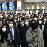 Japán már az ötödik hullámon is túl van, készülnek a hatodikra