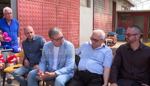 Aleksandar Vučić obilazi fabriku Mittel Astra