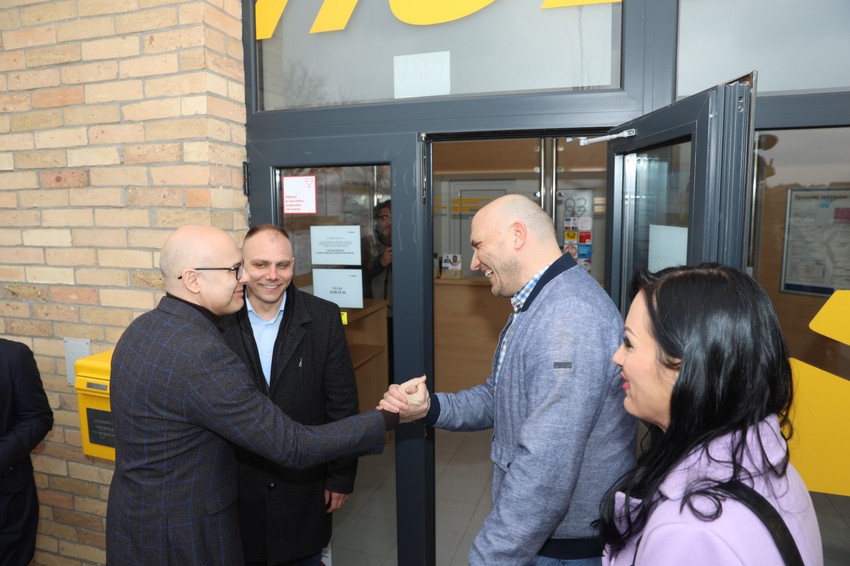 20220317130507 A V 5538