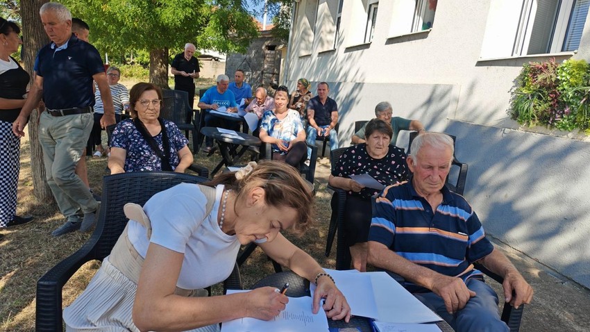 .