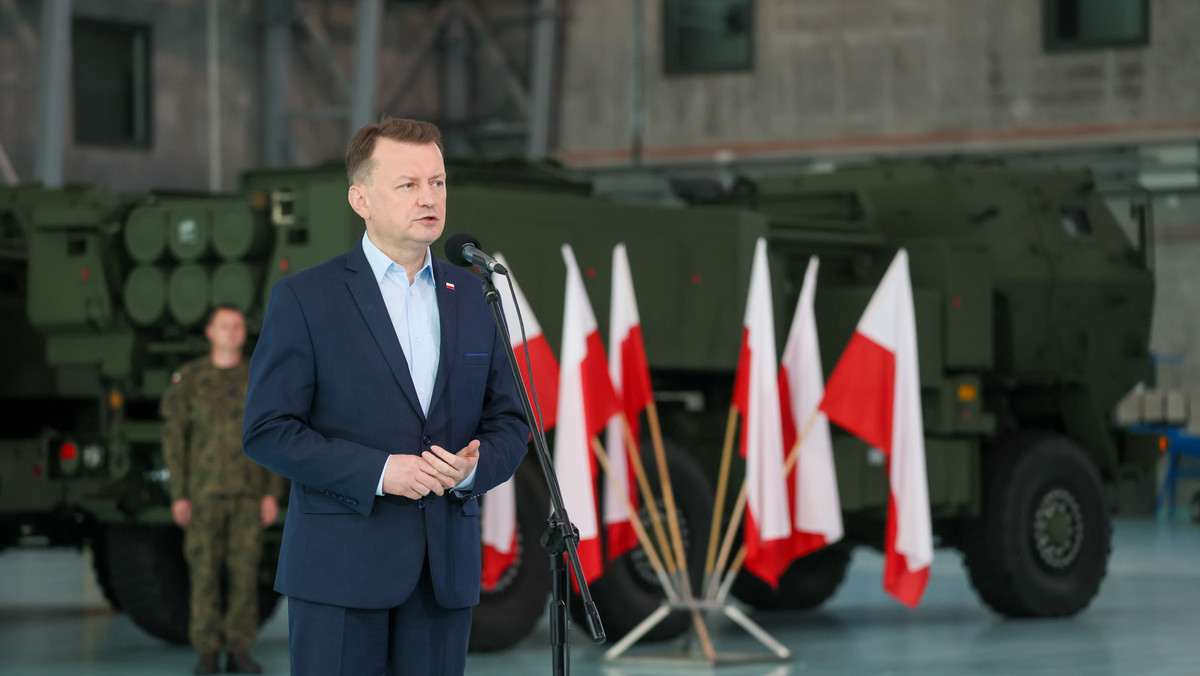 Pierwsze wyrzutnie artylerii rakietowej HIMARS już dotarły do Polski